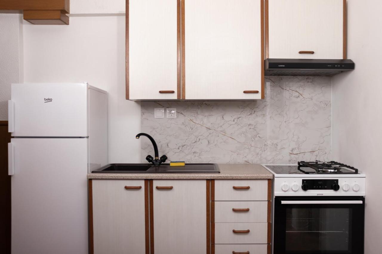 Apartma-Studio Ajdna Zirovnica Eksteriør billede